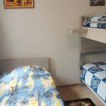 Residentie Versailles Ref 195 Apartamento